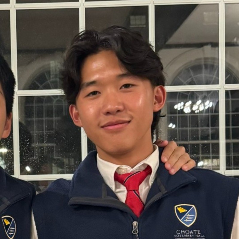 Ethan Zhang headshot