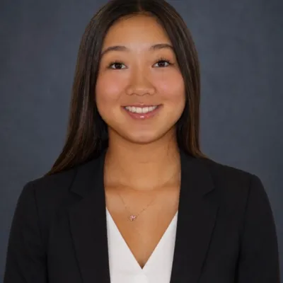 Claire Kim headshot