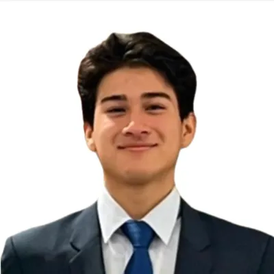 Daniel Segovia headshot