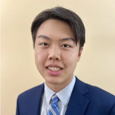 Louis Huang headshot