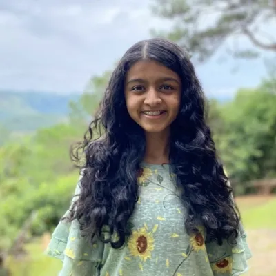 Shreya Upadhyay headshot