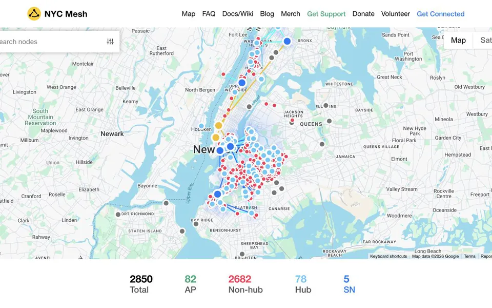 NYC Mesh network map with node locations across the city